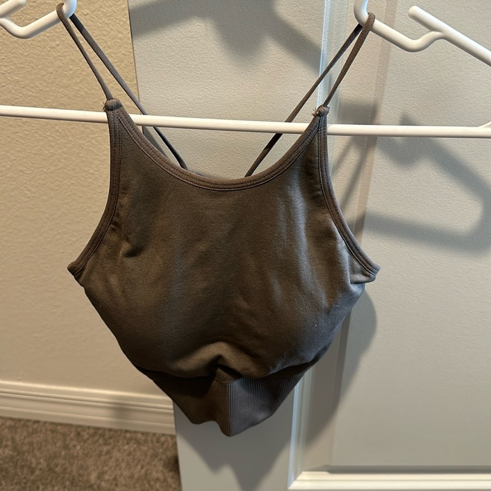 NVGTN sports bra